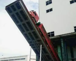 液压卸车机